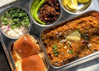 7 street food spots in Bandra-Andheri that are always worth the queue