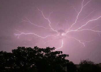 IMD forecasts thunderstorm in Lucknow; rain likely by late evening