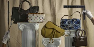 Glowry, a new place in Lucknow to get your designer bags & premium sneakers restored