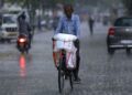 Lucknow braces for a stormy weekend: Thunder, hail, and 60km/h gusts on the way