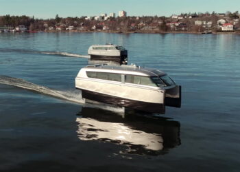 Zoom from Mumbai to Alibaug in 30 minutes with the new flying ferry!