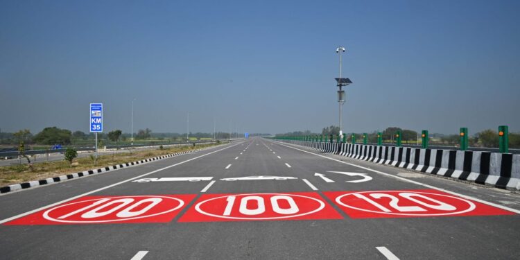 After several delays, Lucknow-Kanpur Expressway opens today; toll rates, route & key USPs